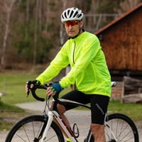 WINDY BIKE full-zip windbreaker neon yellow